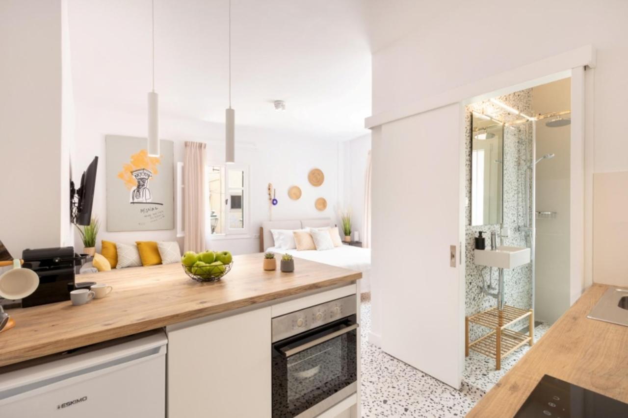 Little Bright - Corfu Old Town Apartment