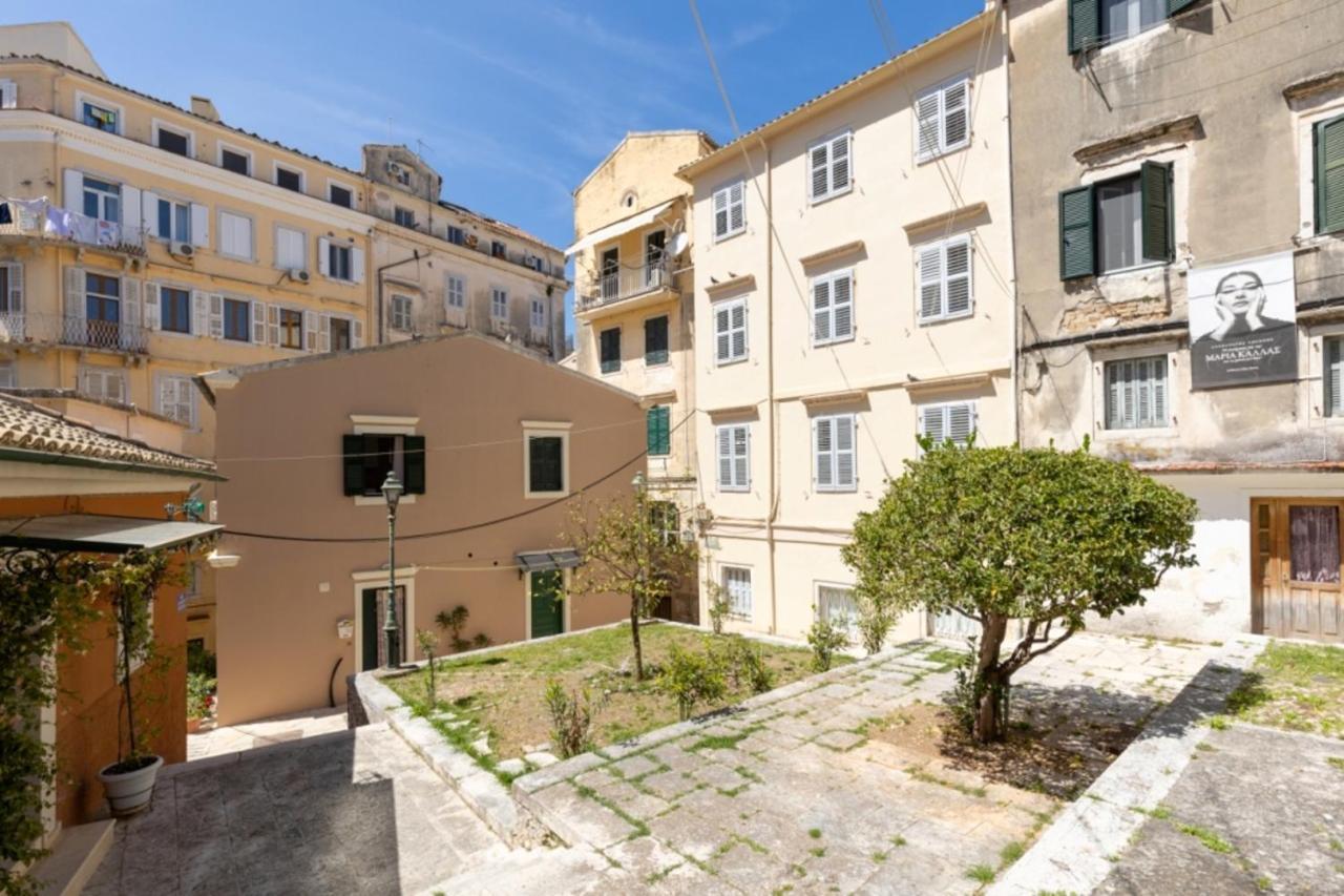 Little Bright - Corfu Old Town Apartment